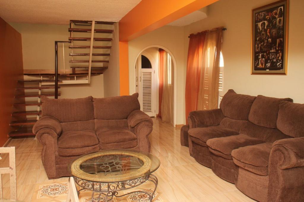 Chill On The Hill Apartment Ocho Rios Exterior foto